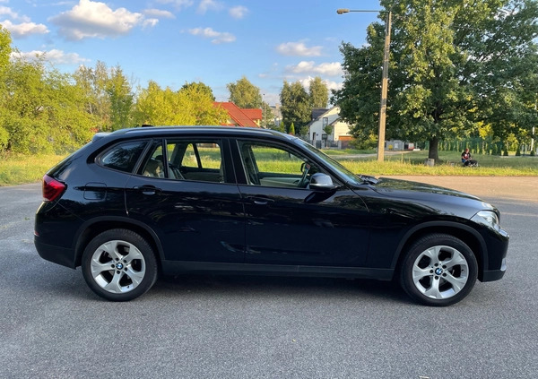 BMW X1 cena 56000 przebieg: 136000, rok produkcji 2013 z Warszawa małe 56